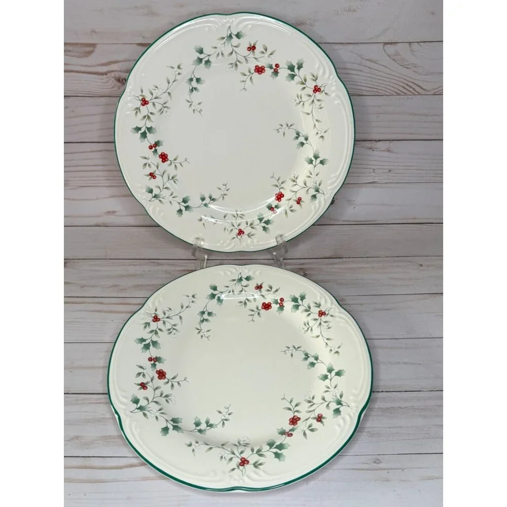 Pfaltzgraff Winterberry 10